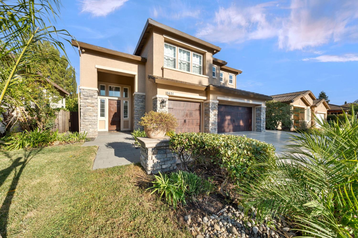 8621 Banton Circle