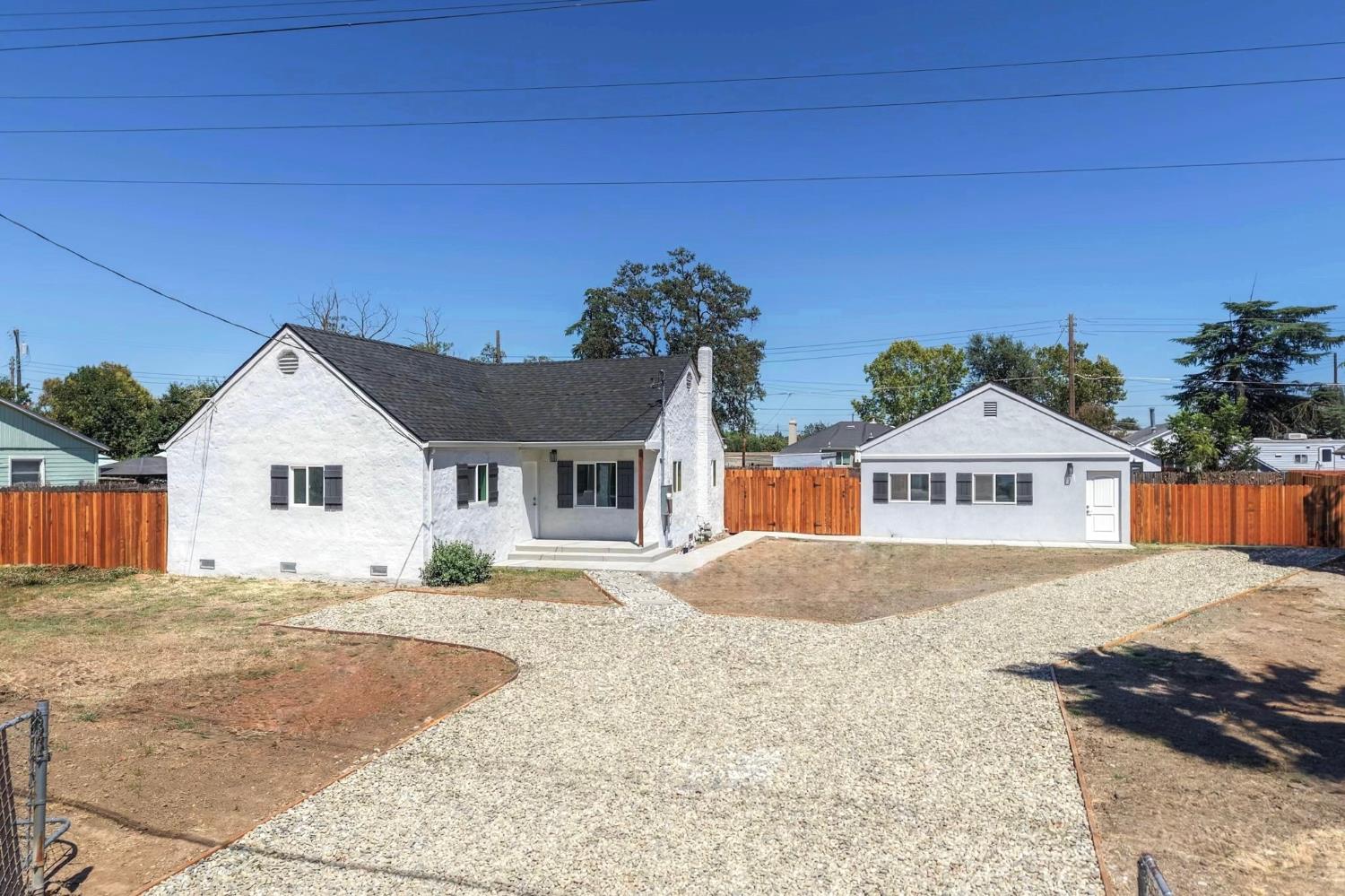 3932 Mahogany Street