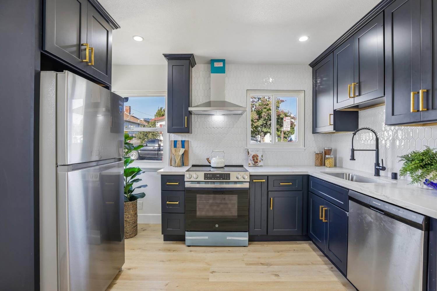4029 Penniman Ave, Oakland — 16