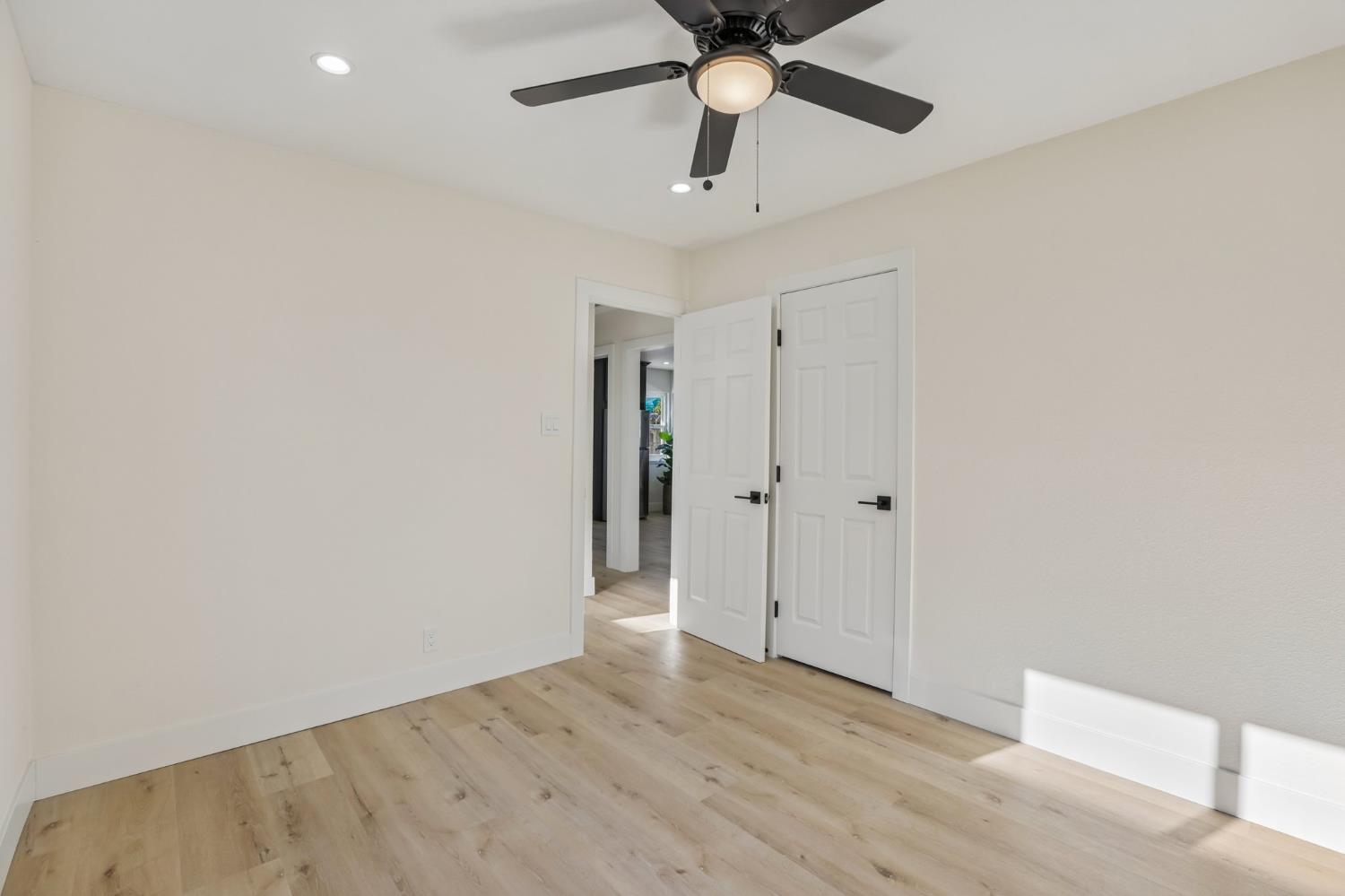 4029 Penniman Ave, Oakland — 25