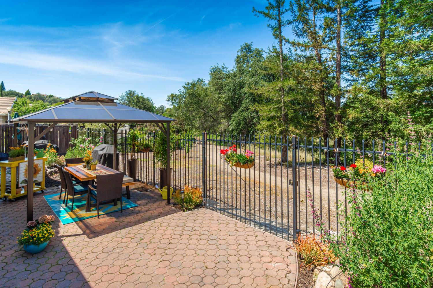 3504 Pleasant Creek Drive