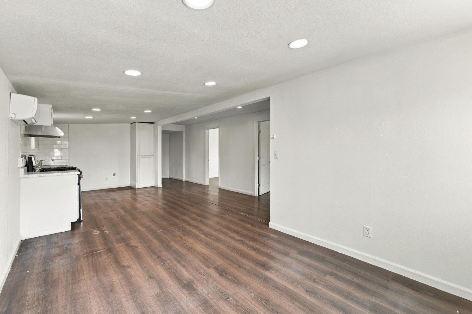 561228650_c033a39c-82f9-40dd-a336-629219c760d0.jpg