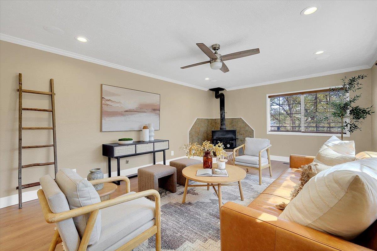6471 Garden Park Dr