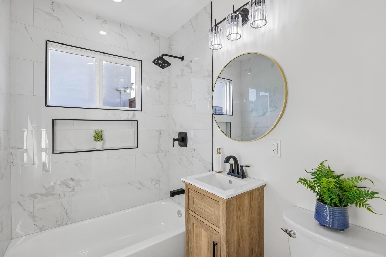 4029 Penniman Ave, Oakland — 23