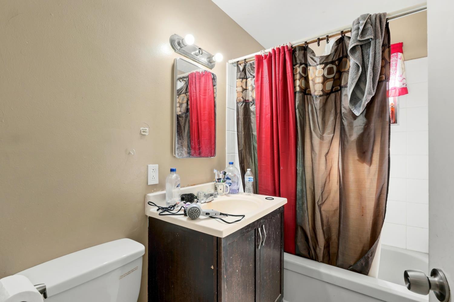 1984 Niantic Way, Sacramento, CA, 95822-4817