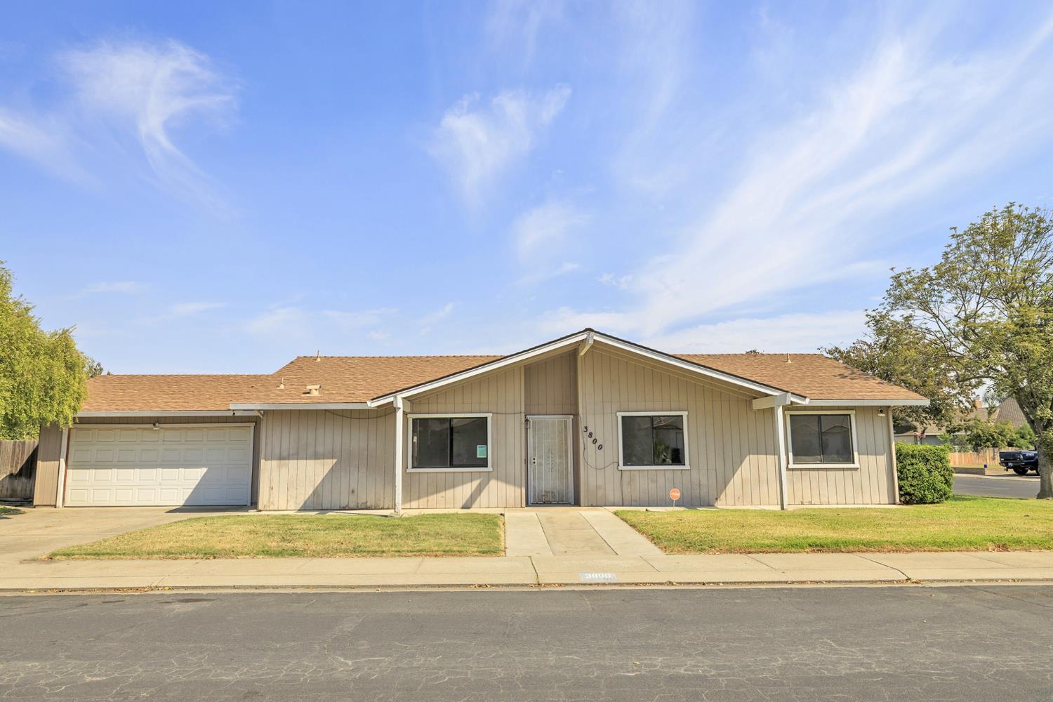 Front Image Thumbnail for ME226120684