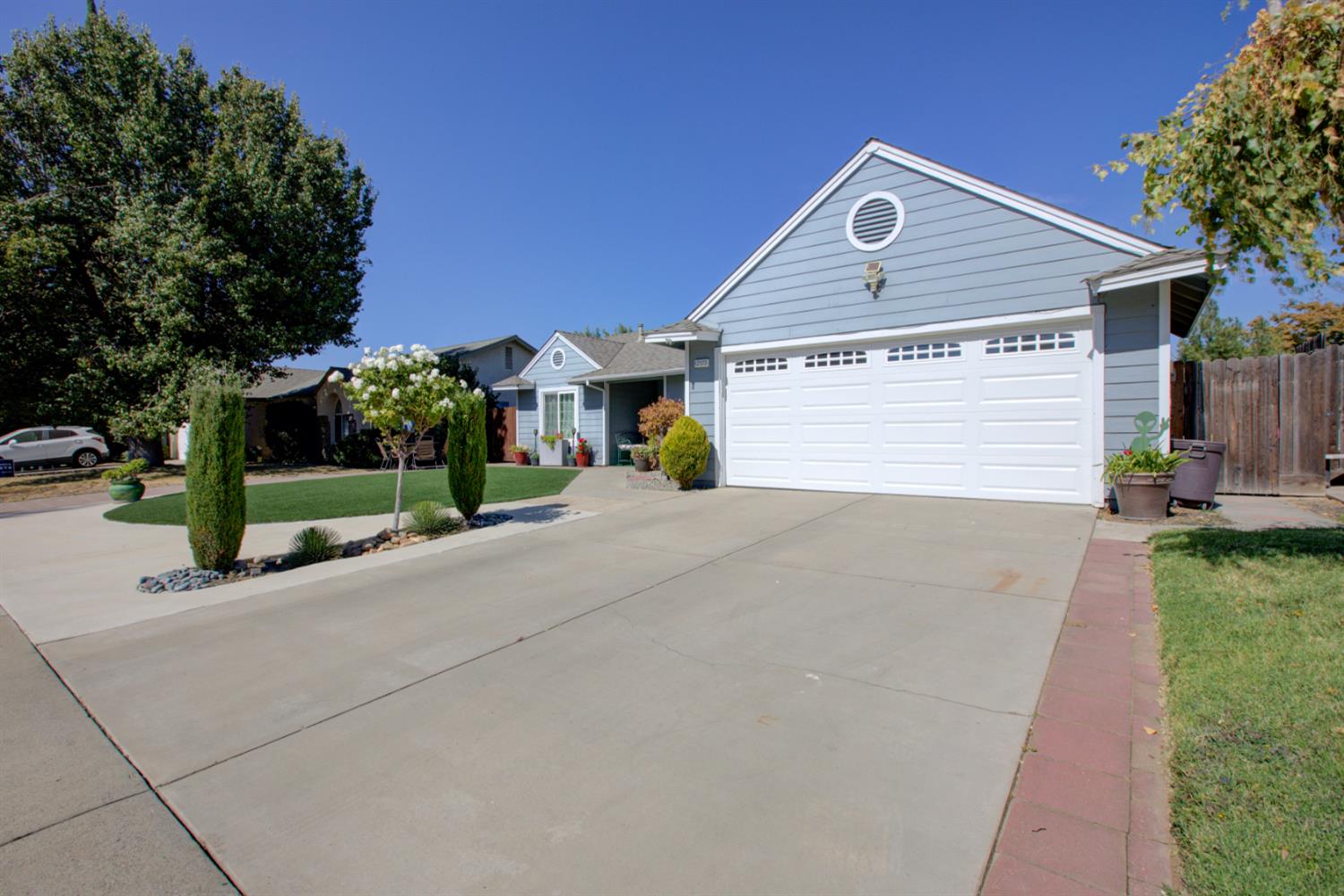 12123 Fearl Drive