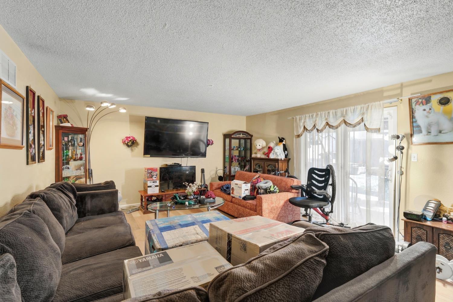 1984 Niantic Way, Sacramento, CA, 95822-4817