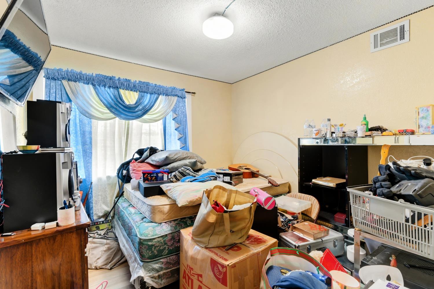 1984 Niantic Way, Sacramento, CA, 95822-4817