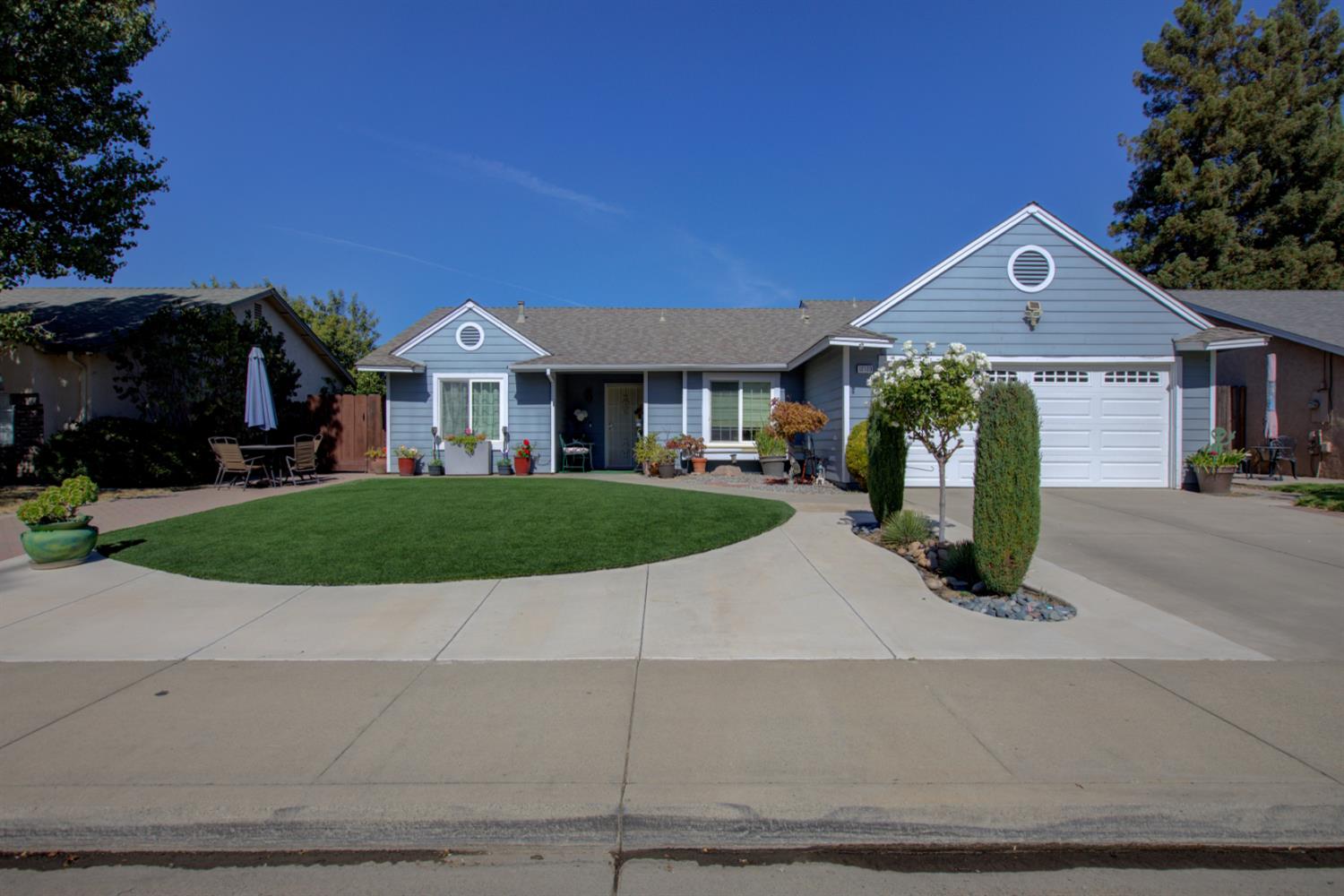 12123 Fearl Drive