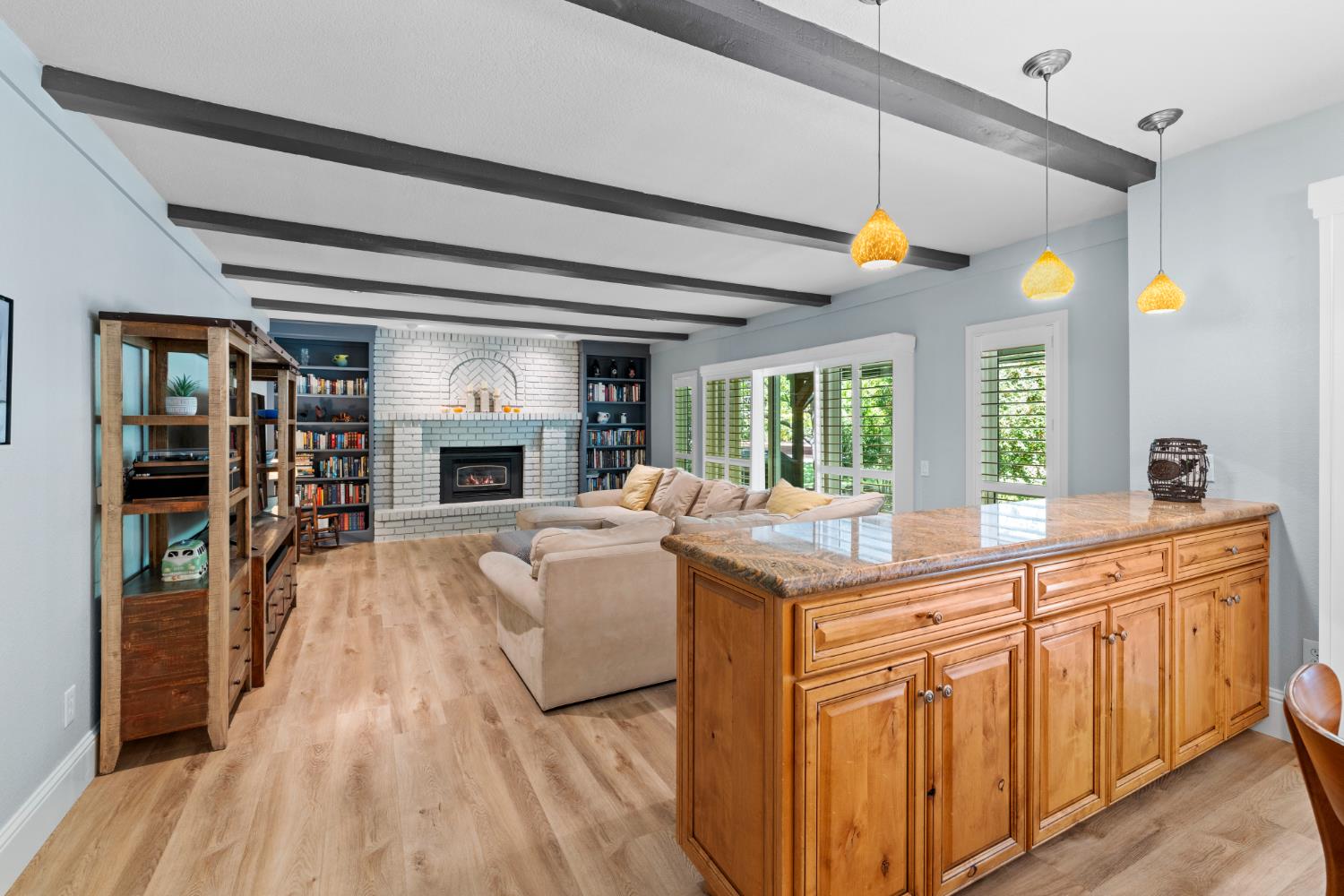 561229717_ccdbd100-0c7c-4358-a1e1-0a7f1f0dac17.jpg