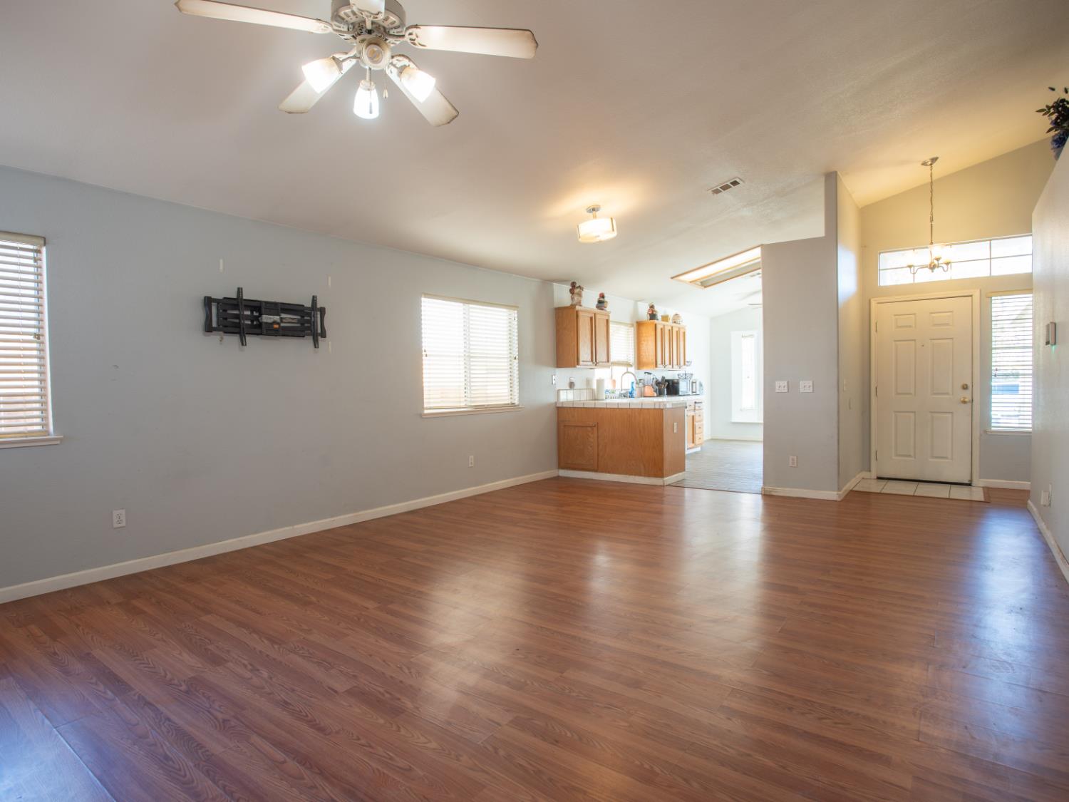 10457 River Oaks Drive