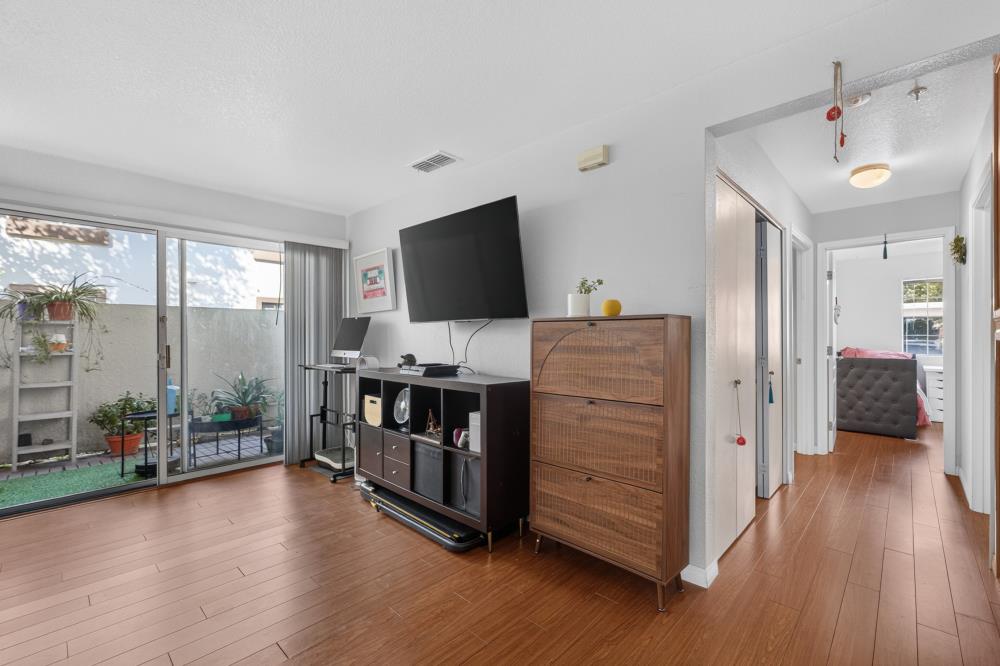 561231325_6d0e908a-150d-4785-82ed-10771b3b8c69.jpg