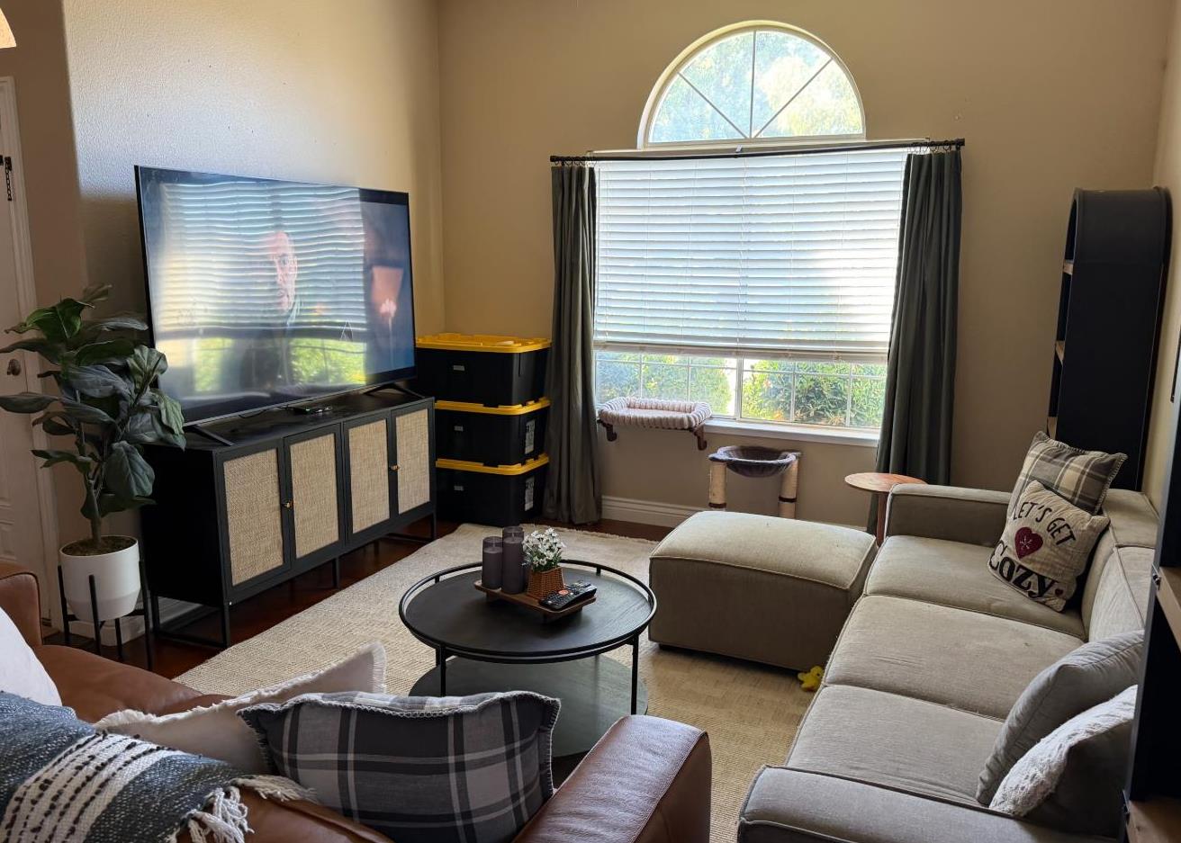 1390 Ranch House