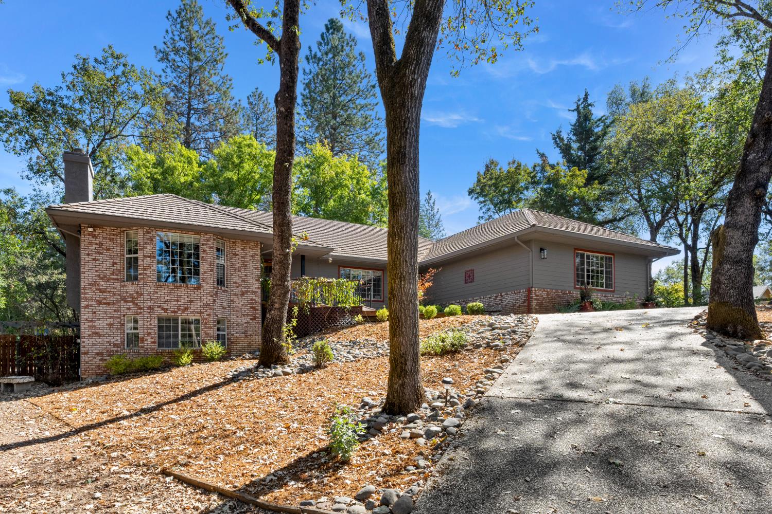 1080 Squirrel Creek Pl, Auburn, CA 95602