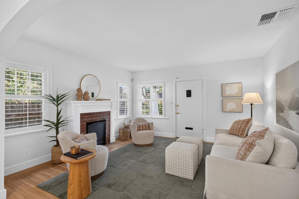 561231396_31f21caf-230a-41a4-8251-fce5a920a0ab.jpg