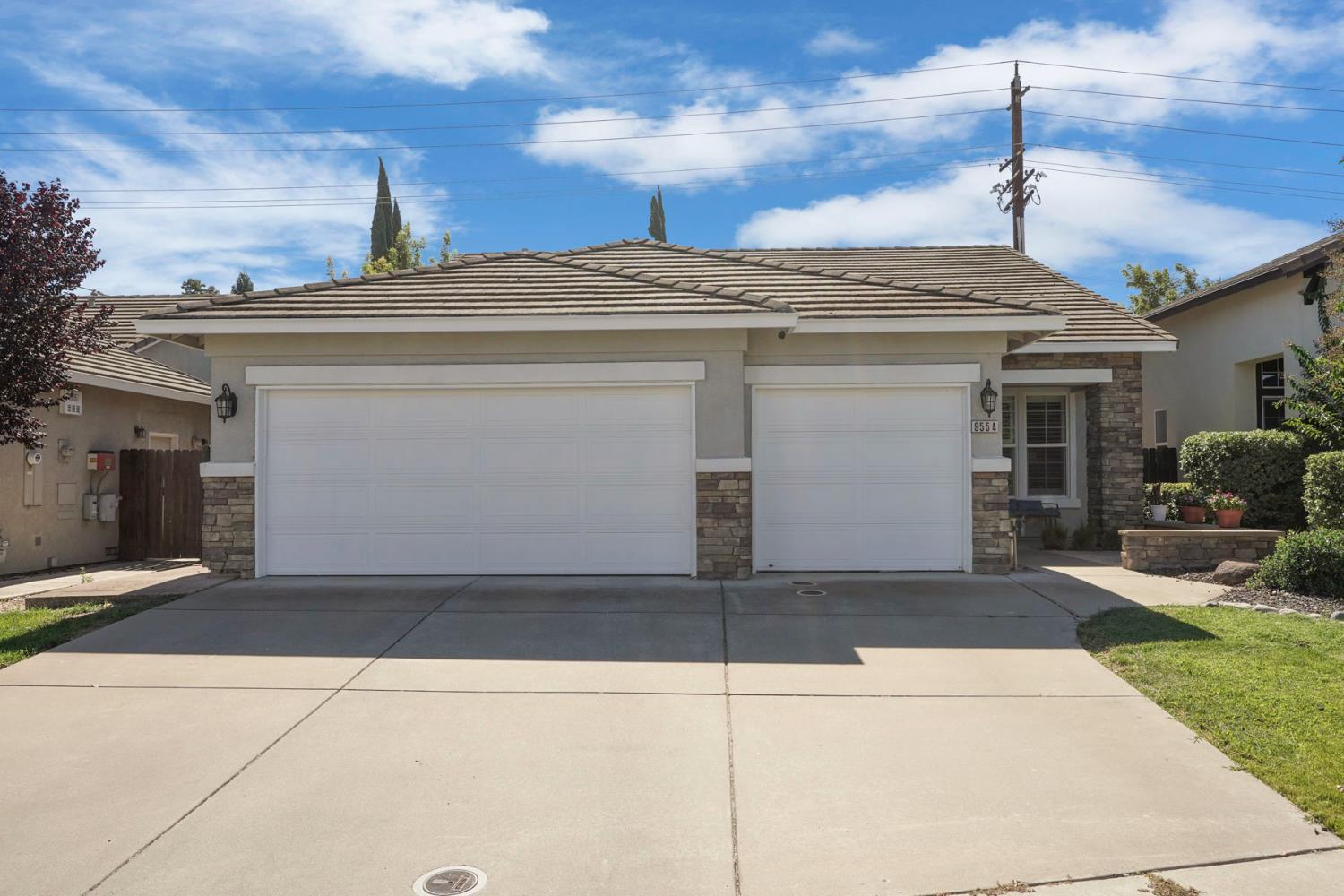 9554 Harvest Gold Court