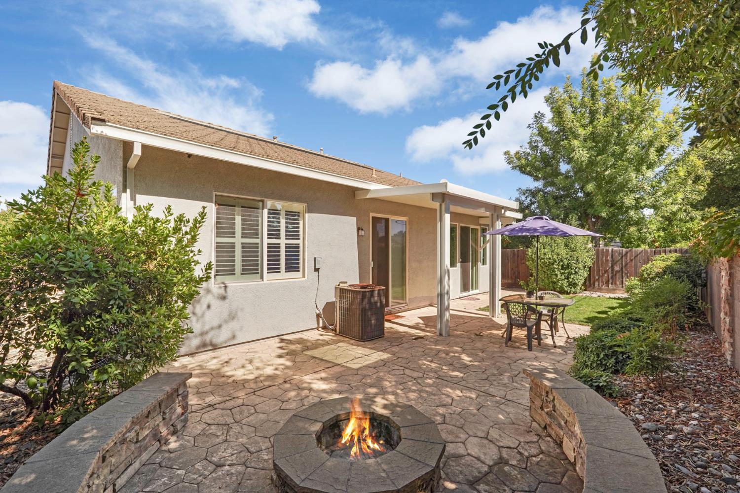9554 Harvest Gold Court