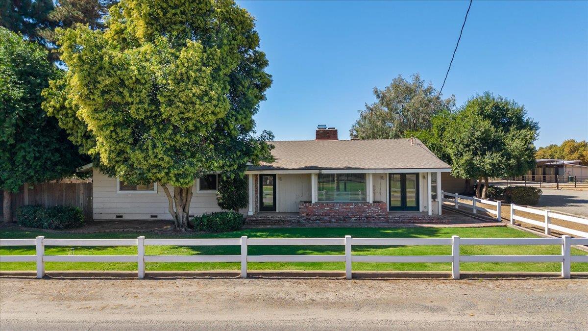 11501 Pioneer Avenue
