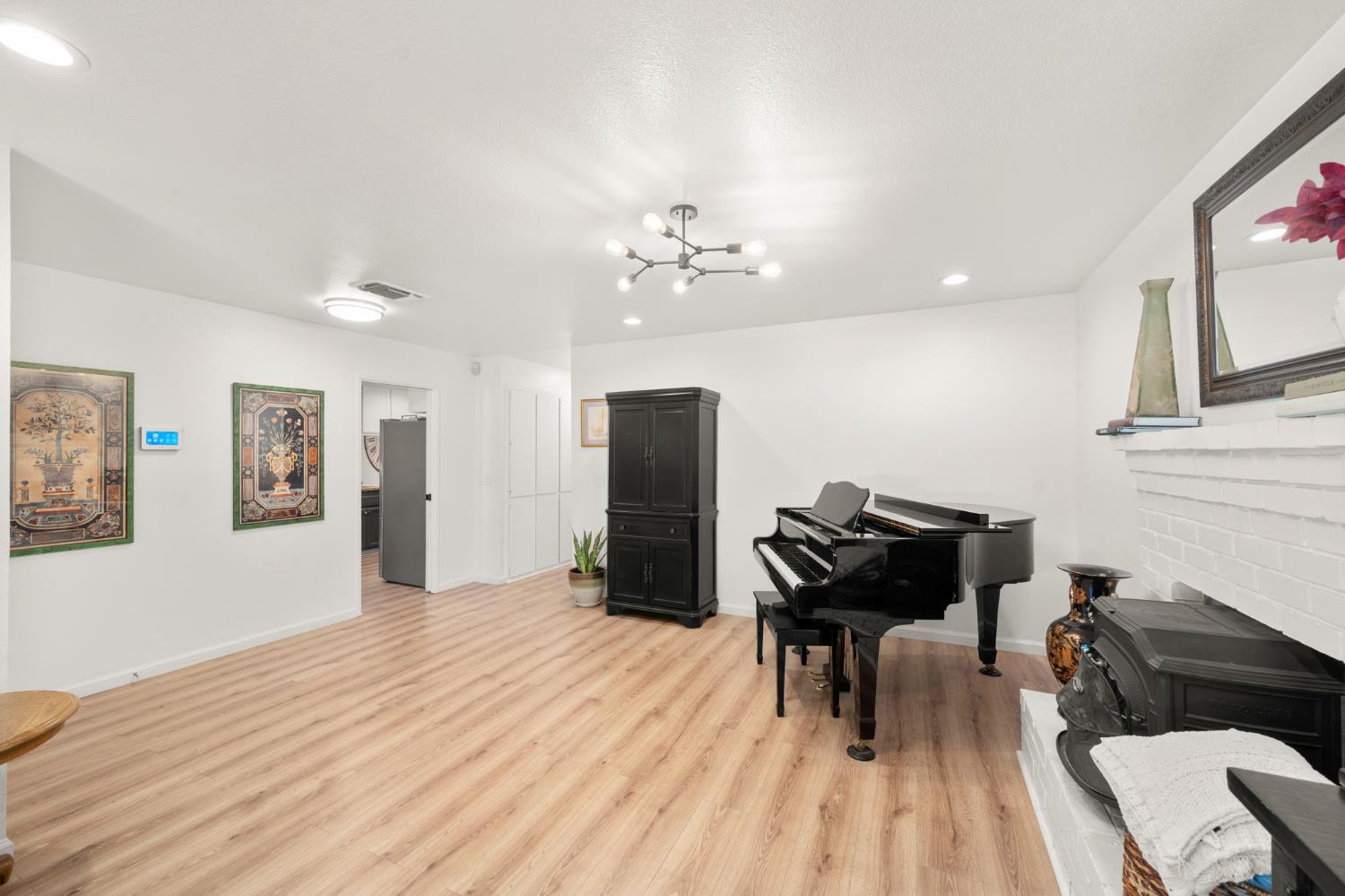 5112 Kovanda Avenue