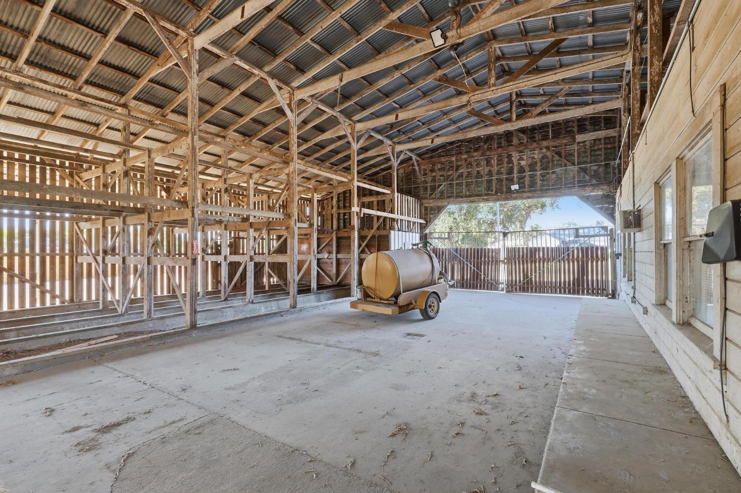 561232452_1f6d113b-0147-4f2d-ac05-8ec95fb53f34.jpg