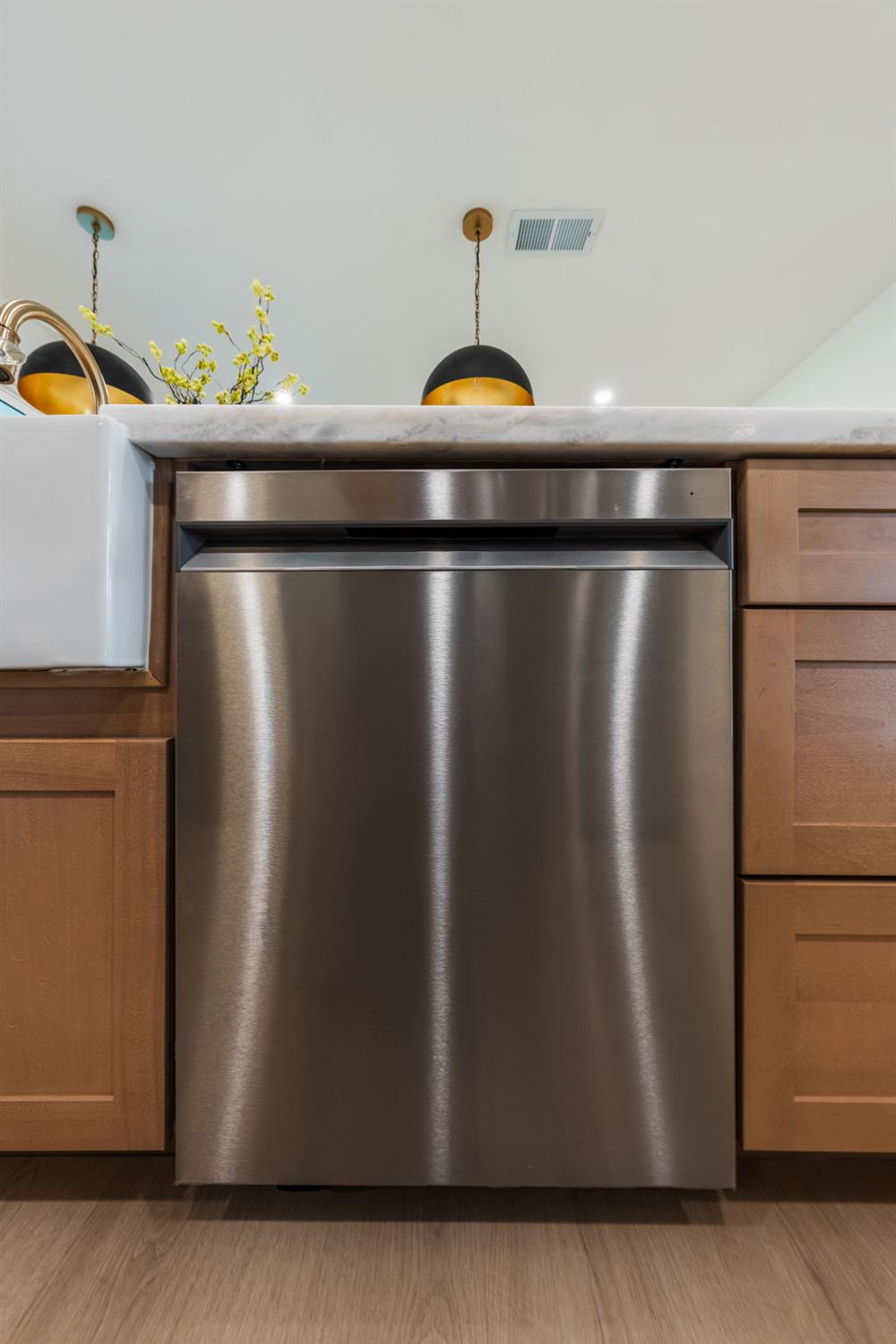 561231483_a9517ea2-289c-49eb-93f8-f2ee067ad586.jpg