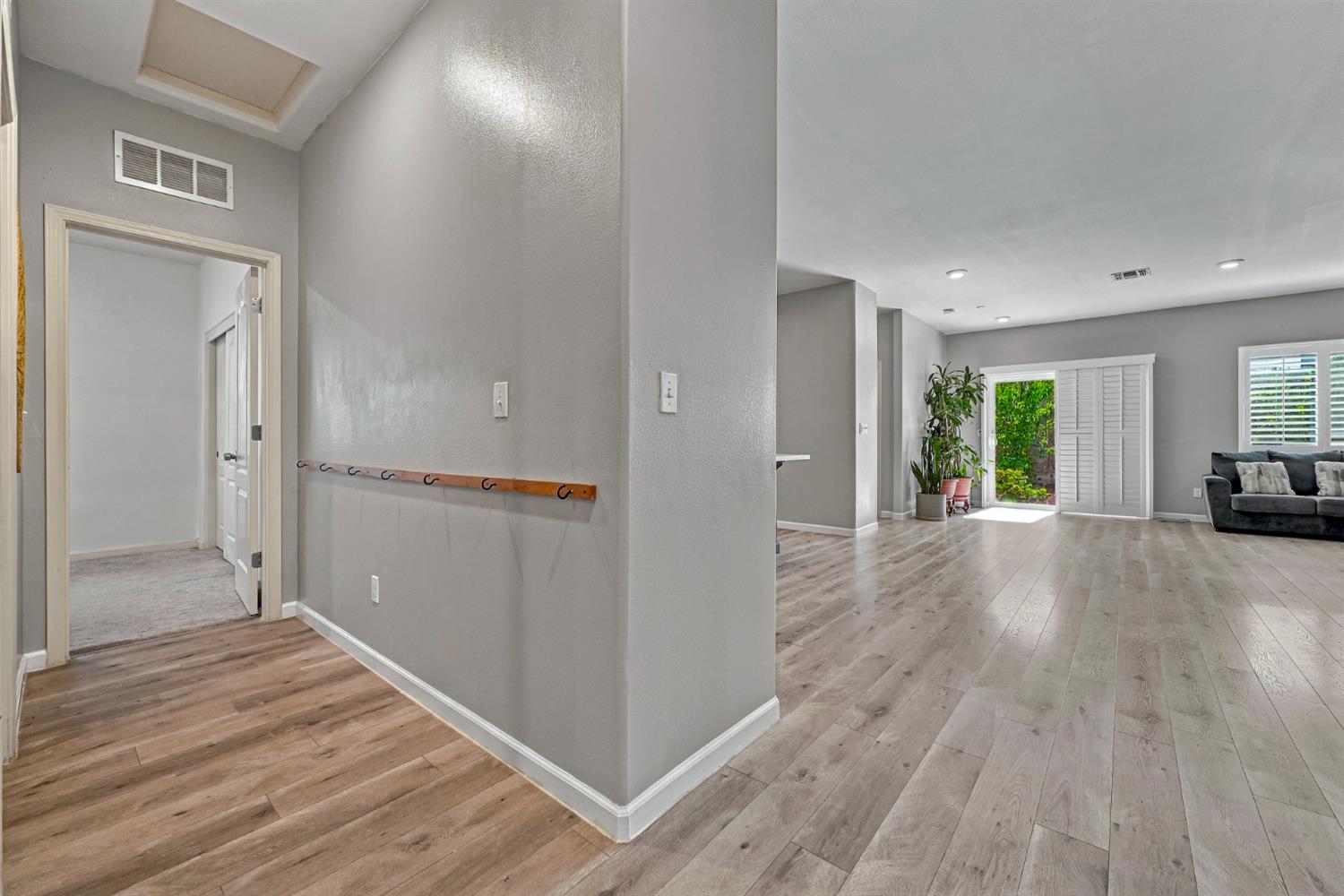 561231729_b4f2a0e3-9f86-4172-9069-cec8edc44e23.jpg