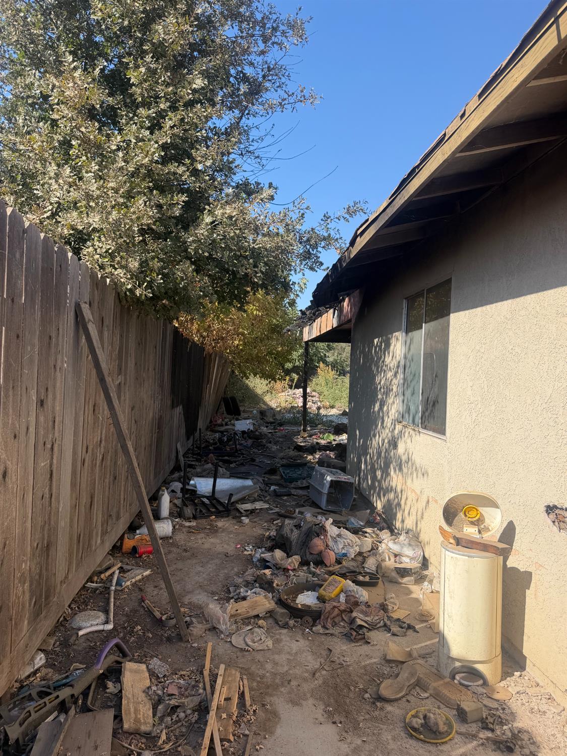 2549 Parkdale Drive