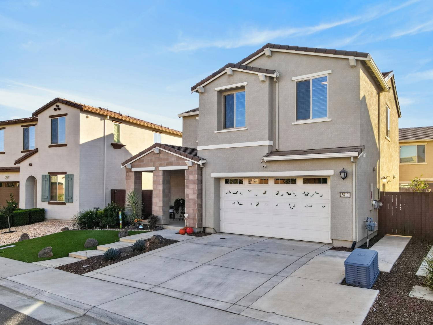3812 Ivan Way