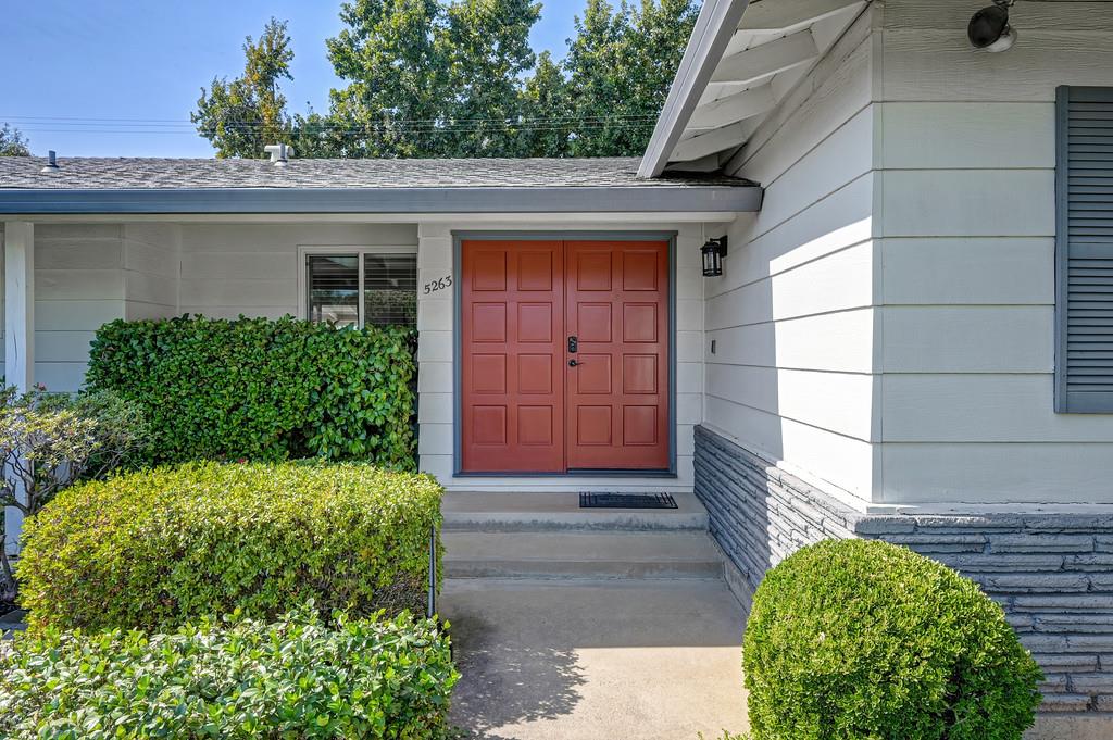 5263 Heritage Drive