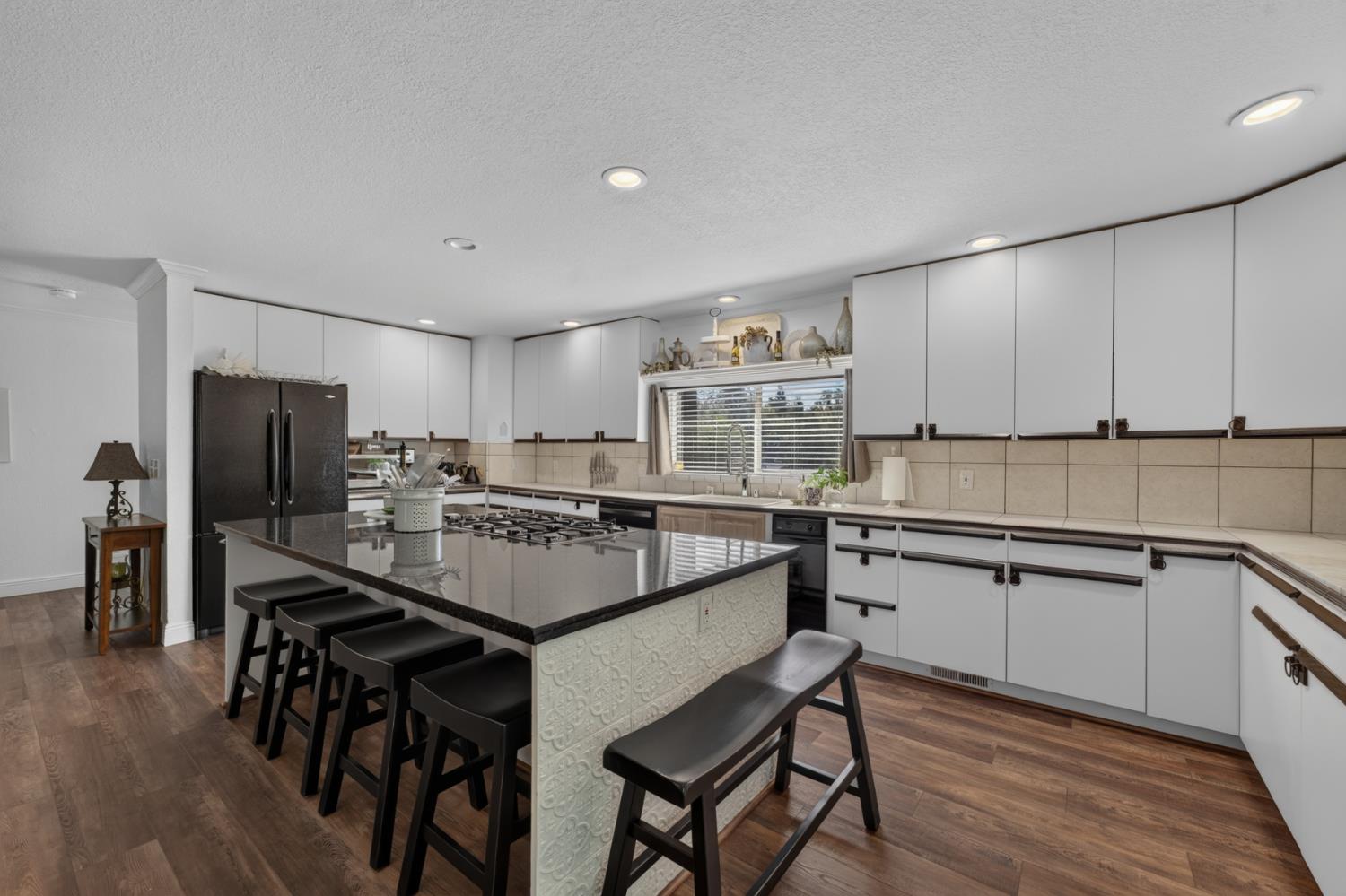 23602 Acacia Court