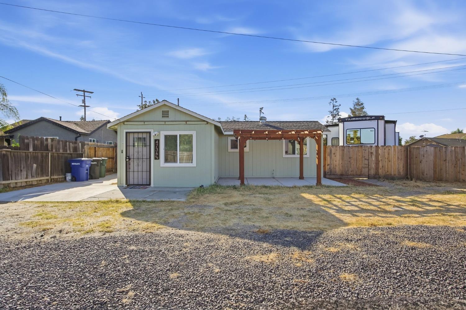 4736 Carlson Way