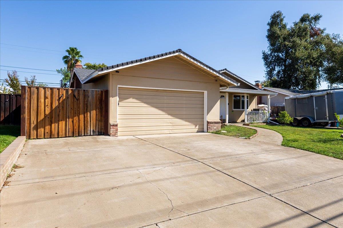 6906 Van Maren Lane