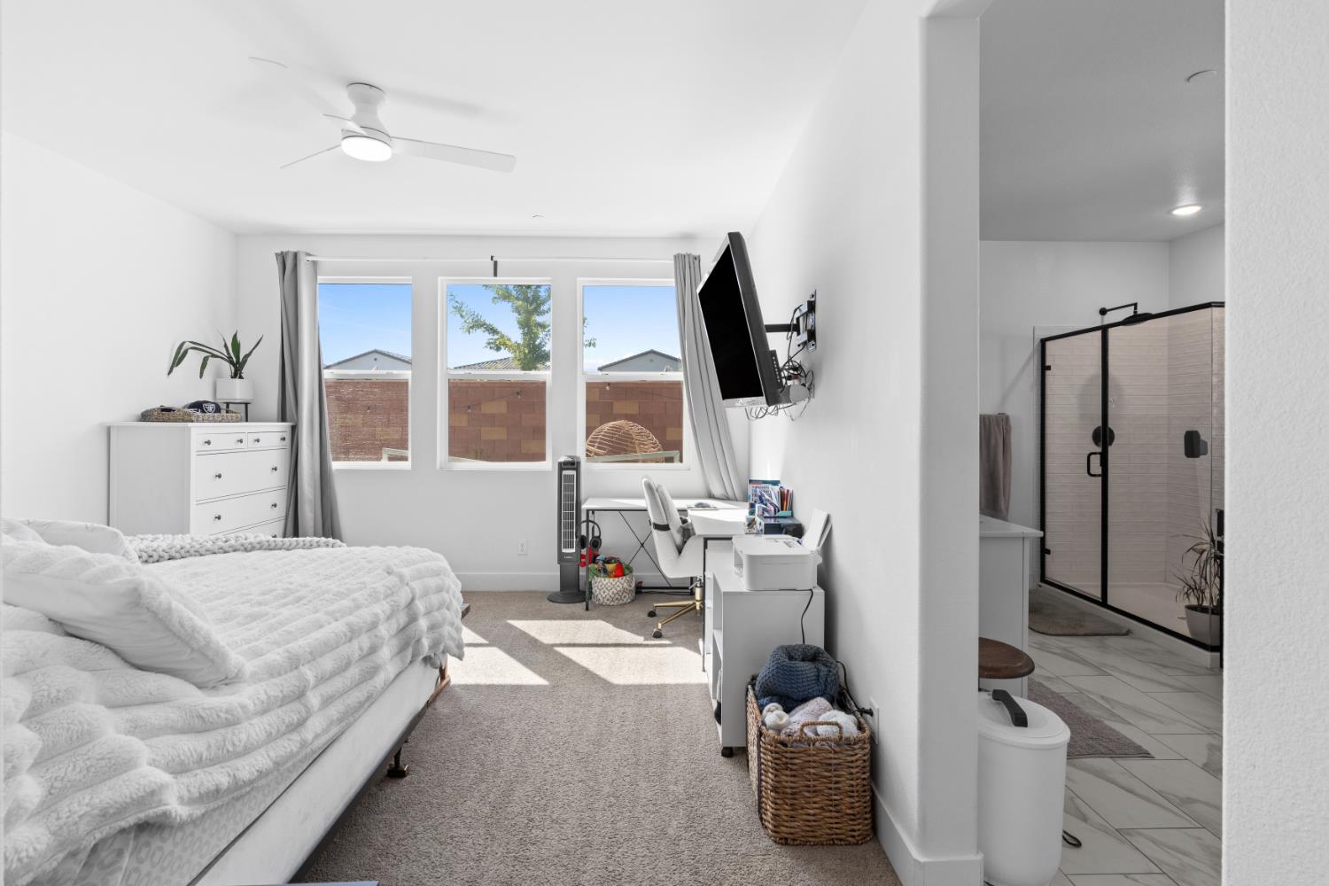 561234487_b135ecfb-73ad-4010-9de8-7c3d948f9cd9.jpg