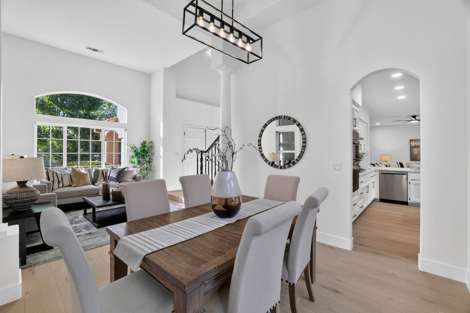 561234577_d59e3fa1-98d1-45e2-bcf2-c5fc3ea28331.jpg