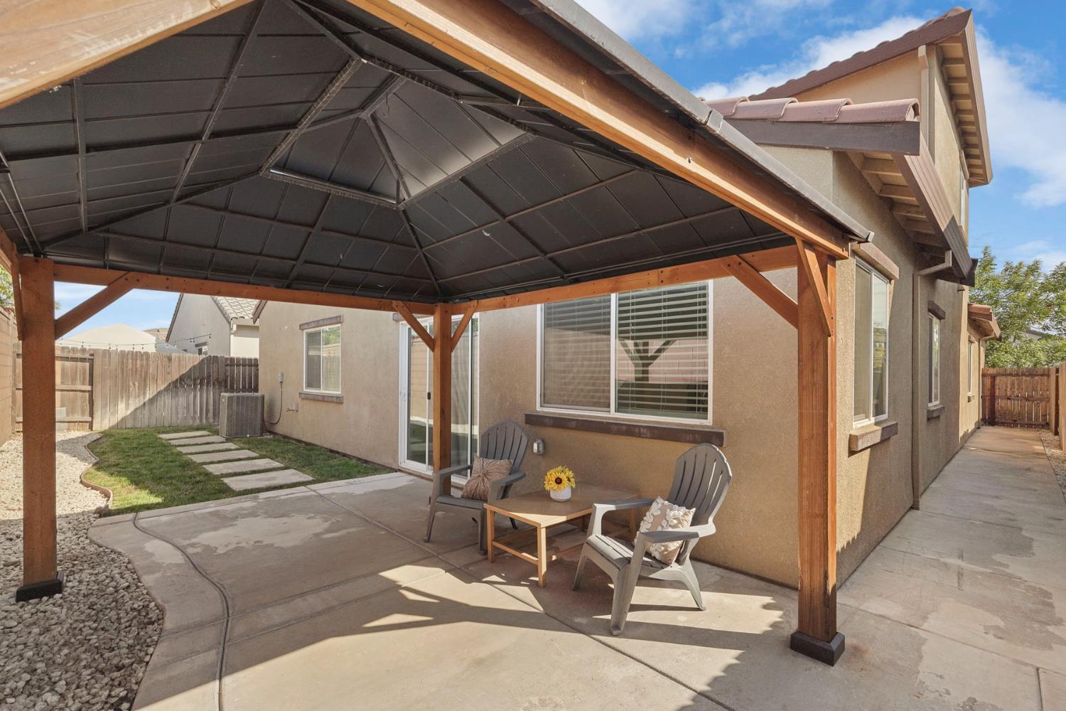 561235368_bb592db3-bfa1-4941-8b18-dbdca3a14912.jpg