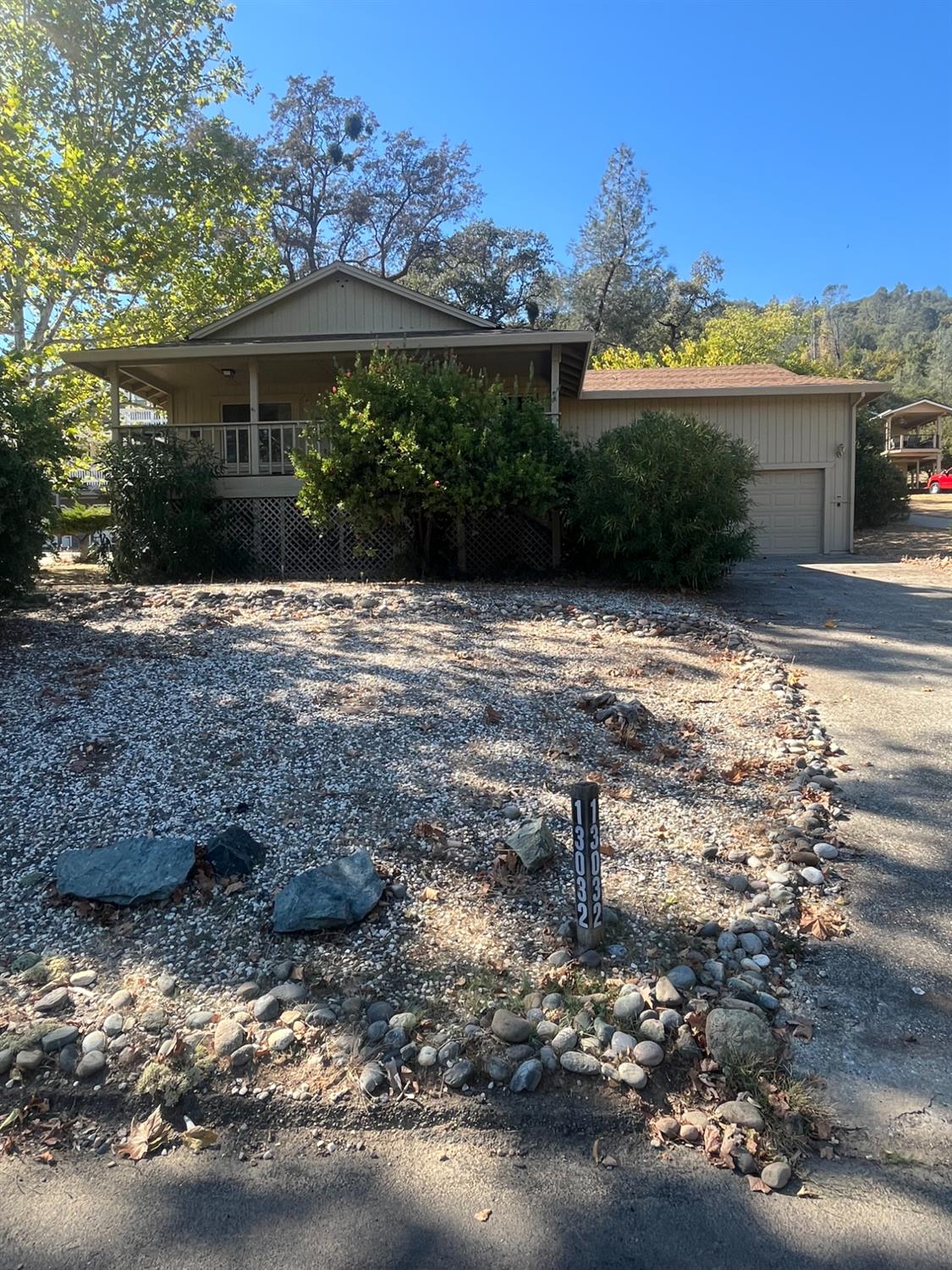 13032 Thistle Loop