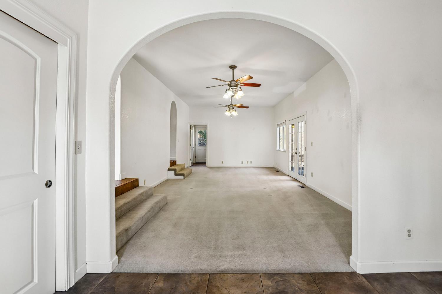 561237800_0371fdf7-7529-42d7-b675-4c54d9dfcd6a.jpg