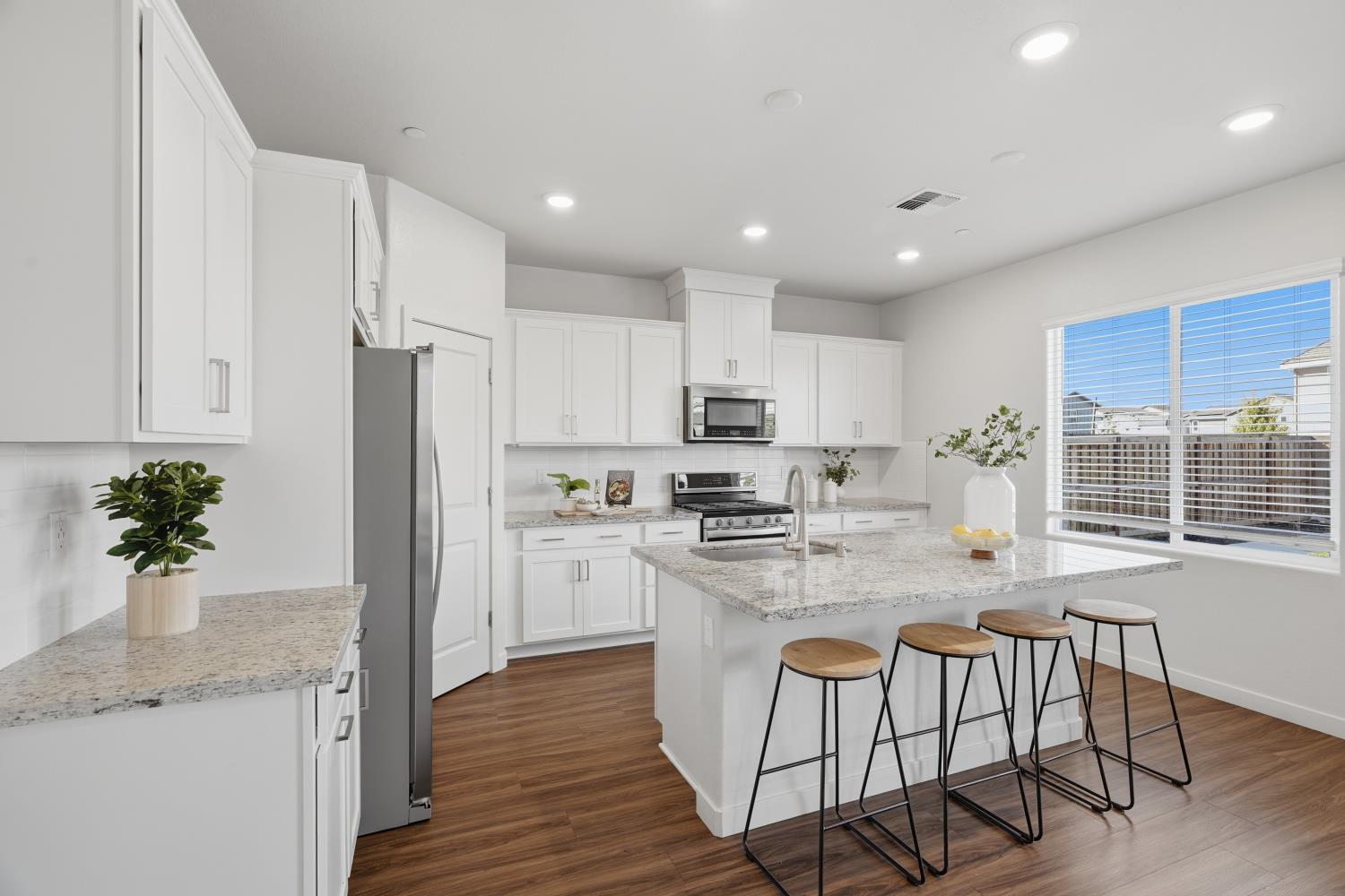 561239909_ce1a586c-f98d-472a-9798-ca89179b8b01.jpg