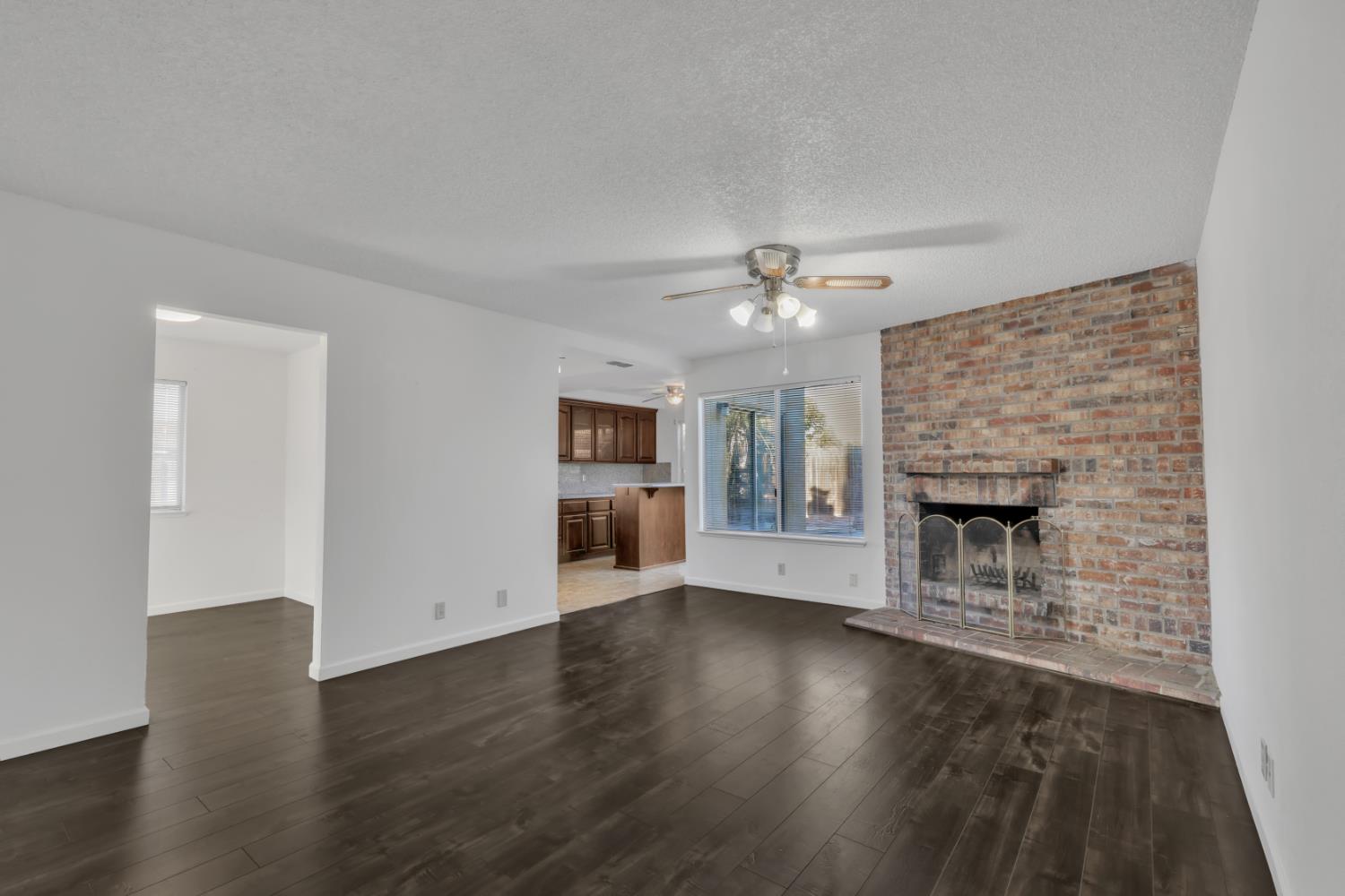 561239745_dd00b18d-d301-4544-a5e0-eb9328258730.jpg