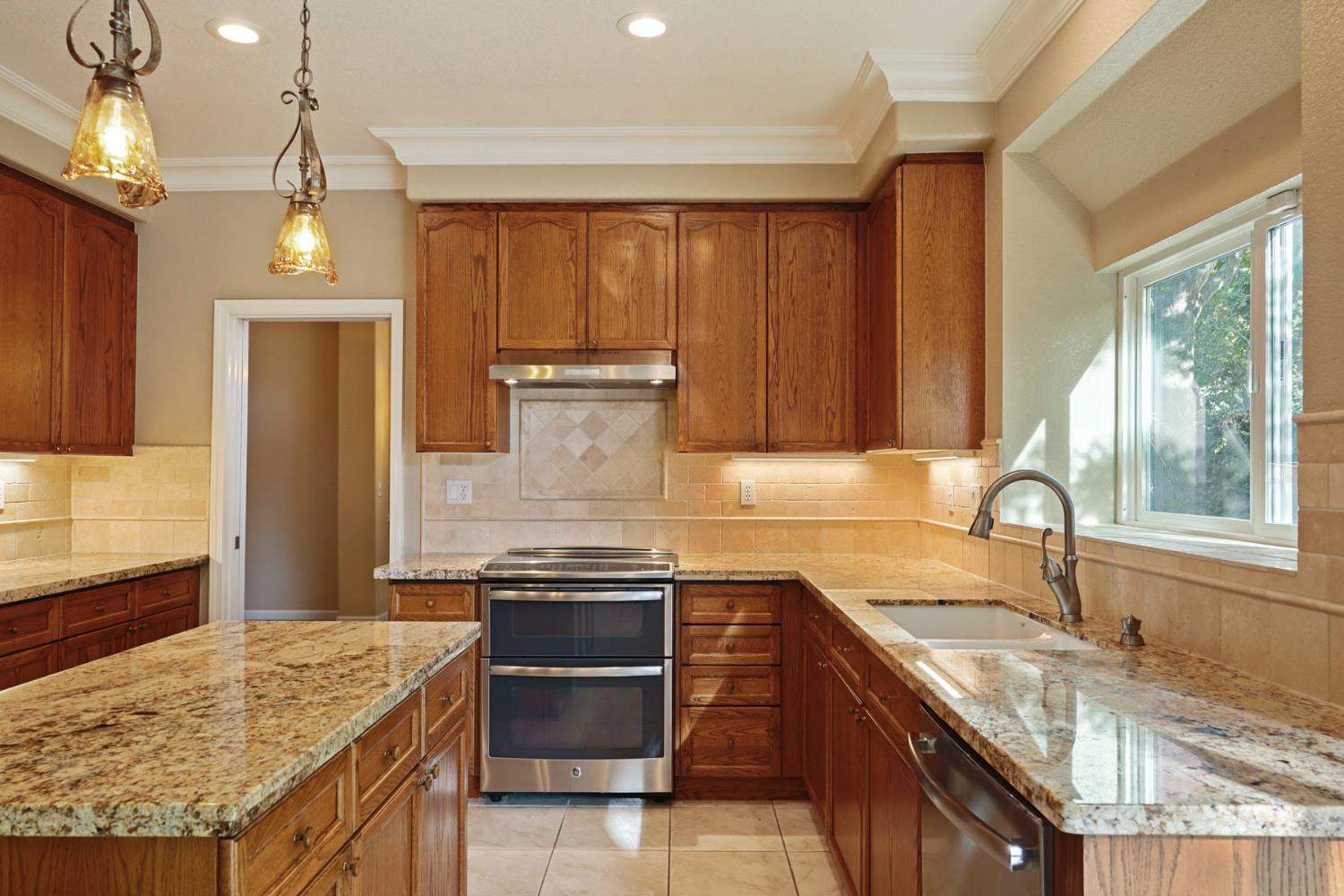 561239593_371f8738-65f3-4107-895f-31d0aa1e5a42.jpg