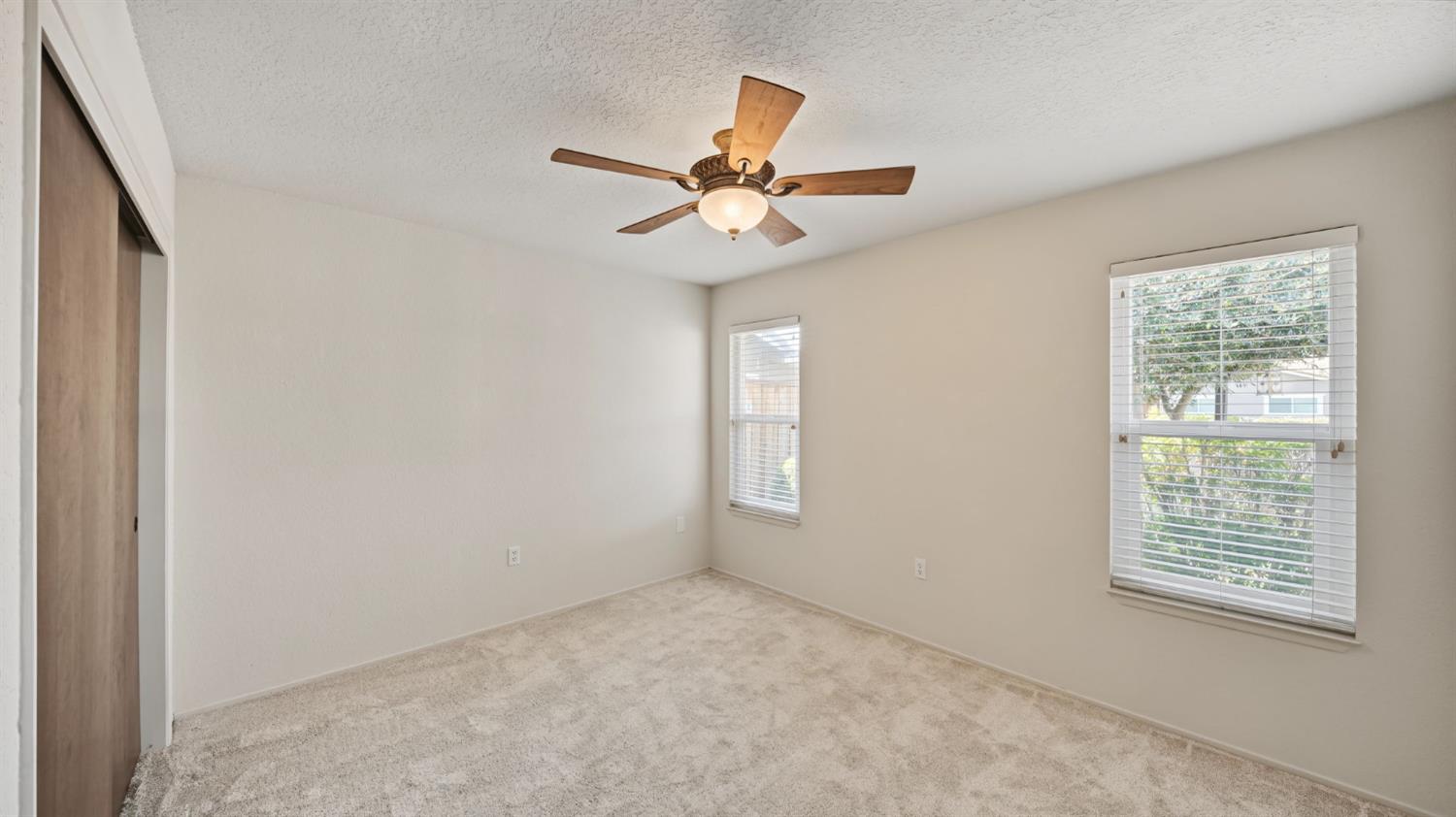 561240959_d6d223b2-d57f-4d15-bac8-89011cb6e6de.jpg