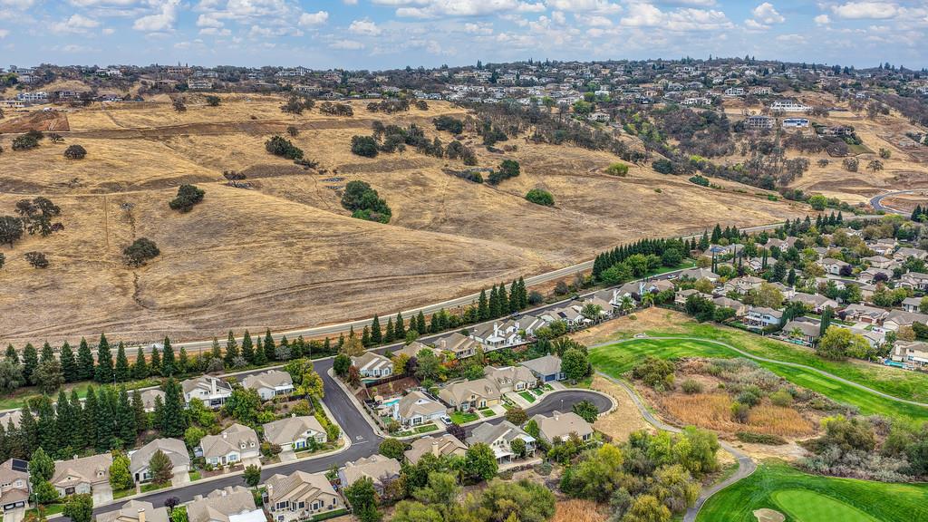 561241245_f2ff1fbd-24a2-4c24-ae79-86aa63343c0e.jpg