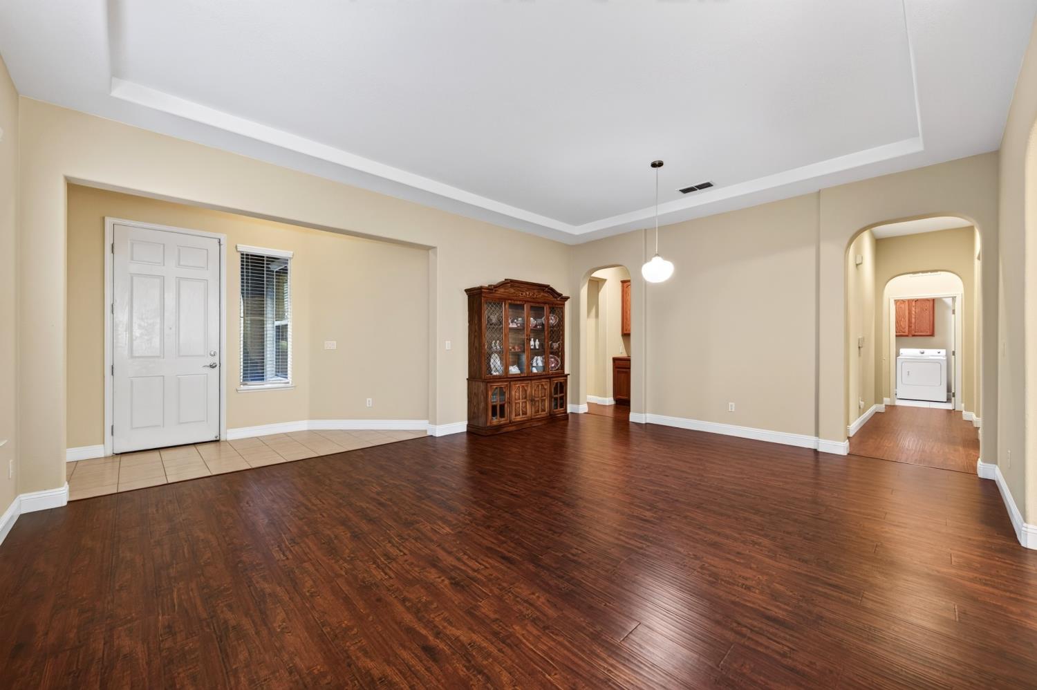 561242554_725a63ec-d3d9-4ef3-82c0-dd3dec9b13fe.jpg