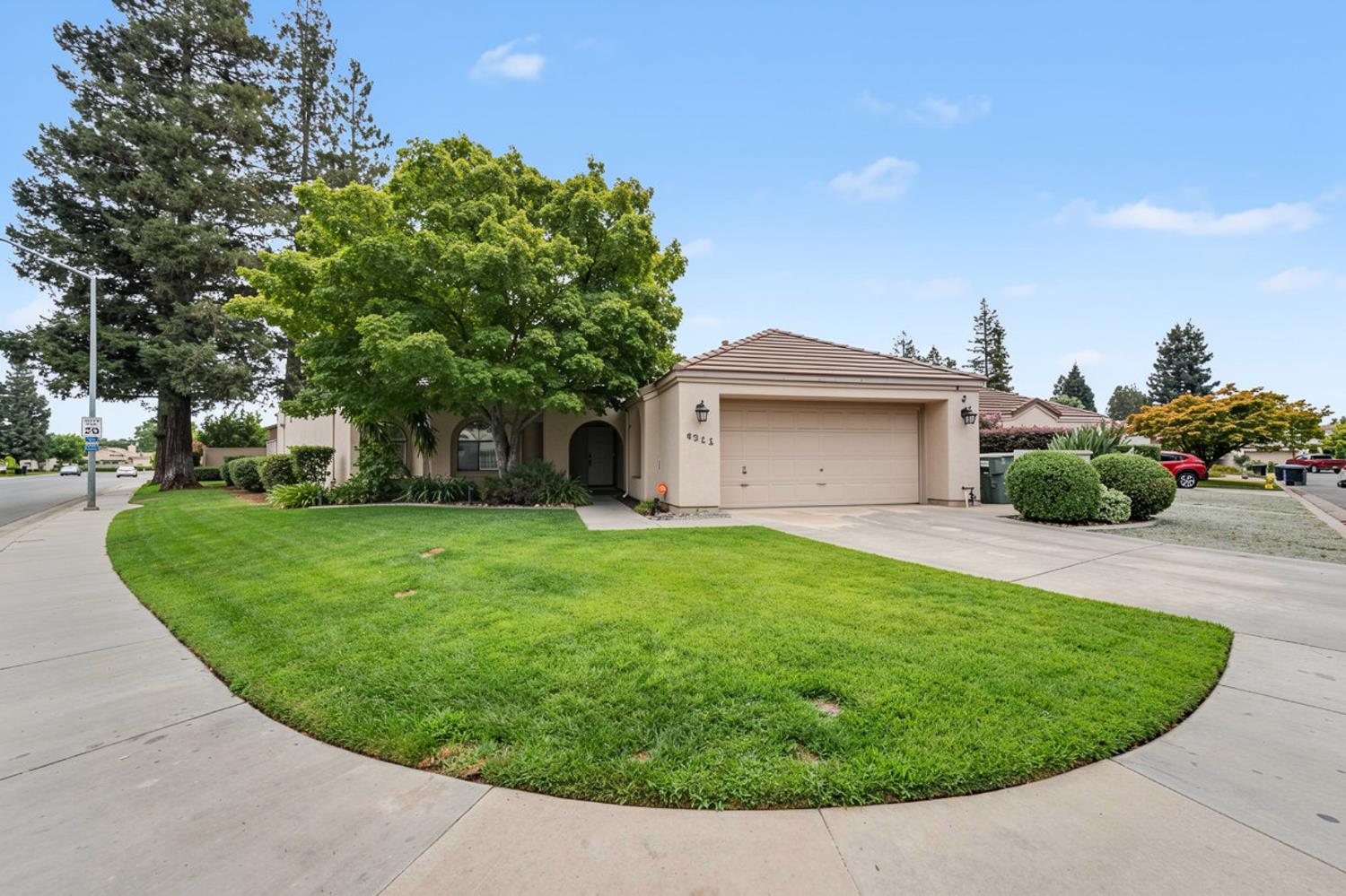 Come view this absolutely stunning home located on a corner lot in the prestigious and sought after Copper Creek gated community! Featuring a beautiful and open kitchen with custom cabinetry, gorgeous backsplash, matching stainless steel appliances, a beautiful large island, and a breakfast nook area. It also features a double sided fireplace that heats the kitchen, living room, and dining area. You will find a lot of windows throughout the kitchen, dining area, and living room as well, allowing tons of natural light to come in and brighten up the home. Along with the two bedrooms you get a beautiful primary bedroom with a nice custom bathroom. Living in Copper Creek comes with many great amenities such as an amazing cabana with a spa and sauna private parks, beautiful lake views, a clubhouse with restrooms for events, RV storage, rooftop sundeck, tennis/pickleball courts, and Ontel Security to further add to the safety of the gated community. Schedule your private viewing today to truly appreciate all this exceptional property has to offer.