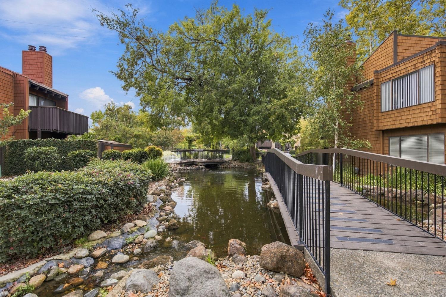 561242617_83e33b5d-bd8c-4cab-855b-7904e7409368.jpg