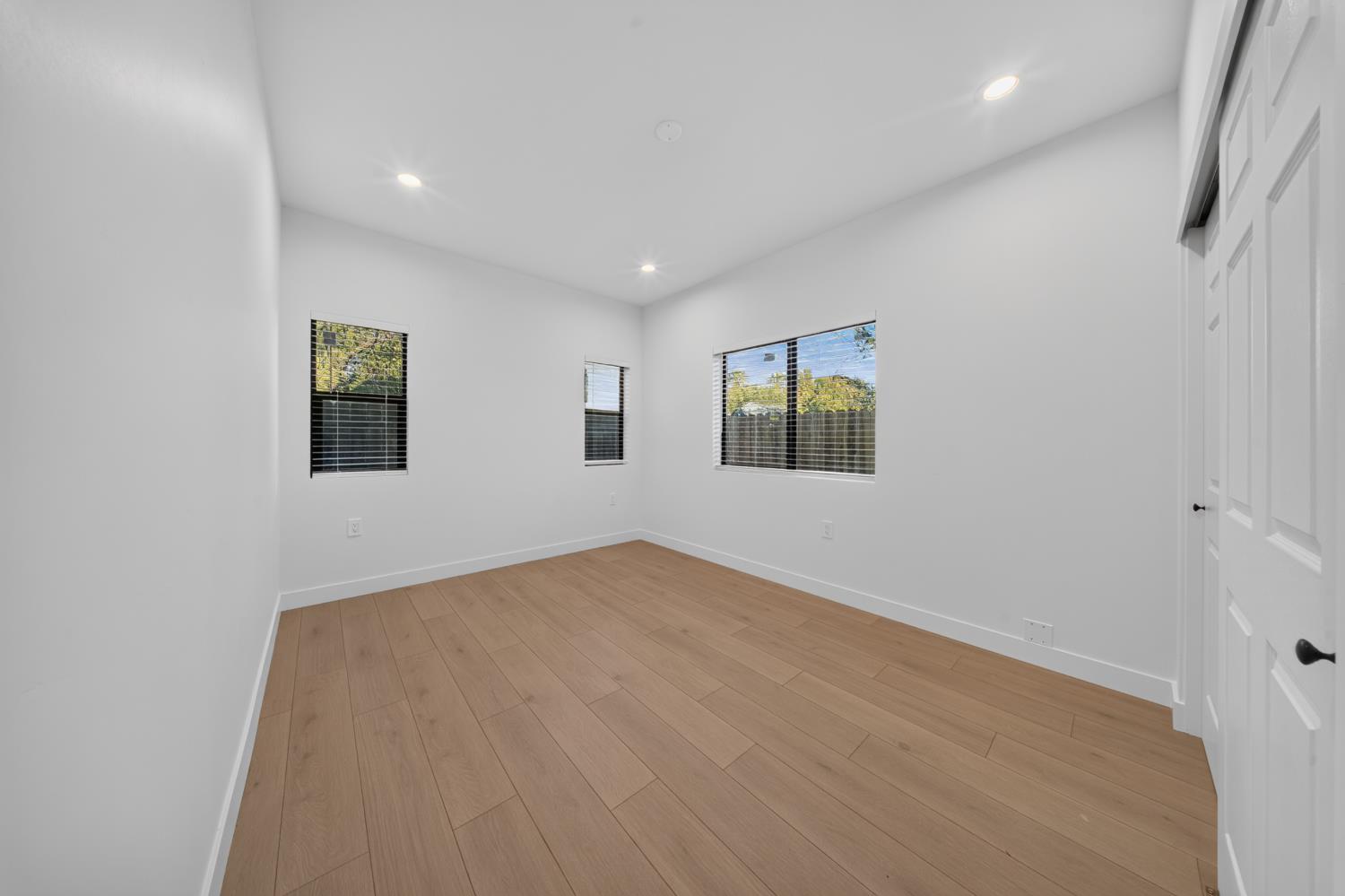561243118_c97de922-3479-485e-bbd8-30ddfeabb269.jpg