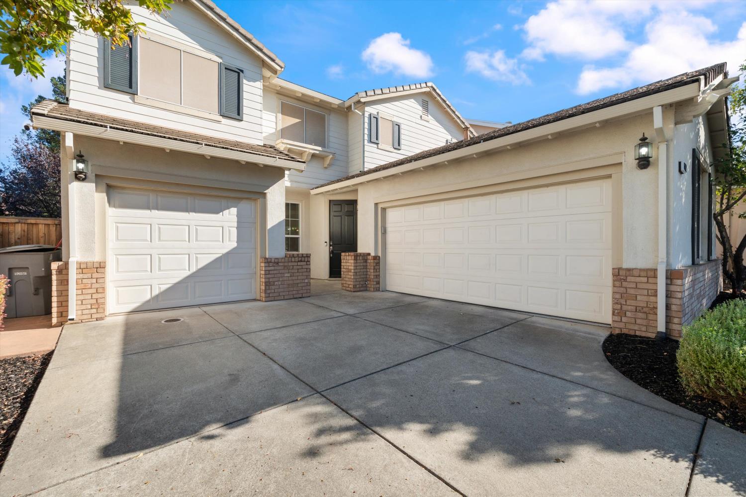 561243564_28963cee-09ff-4df1-a9f1-ec3c3df793ad.jpg