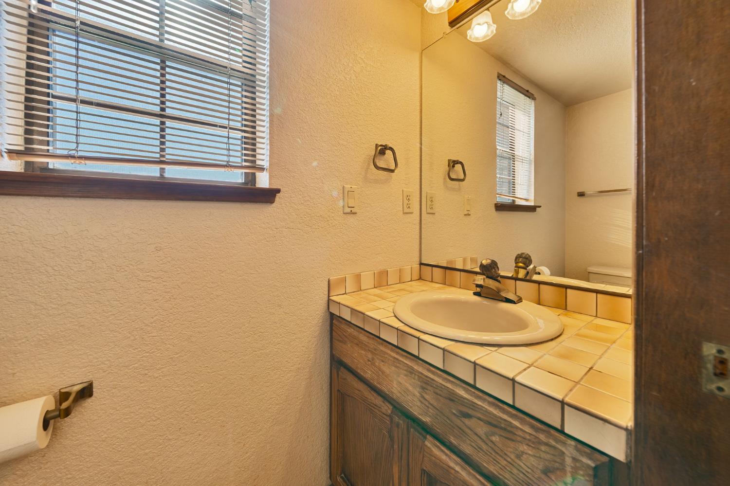 561244451_a0d999eb-ecc4-45f4-8871-d6560ed9d949.jpg