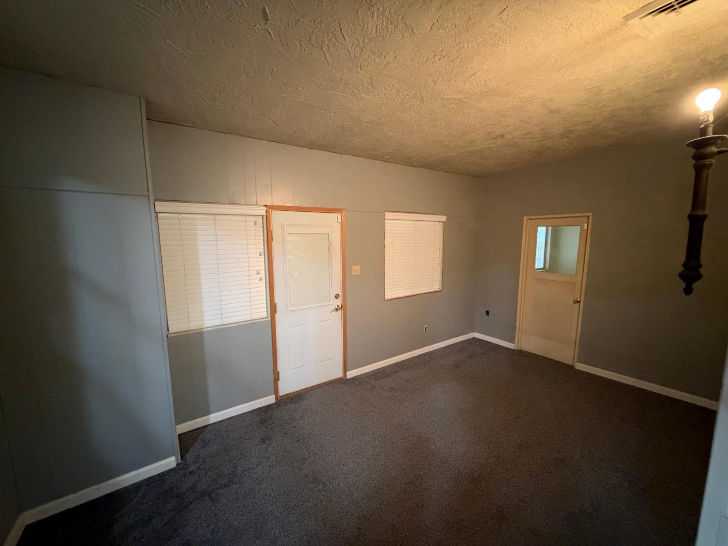 561244049_4813110e-d2fe-476d-9d94-5ea317fe3ab6.jpg